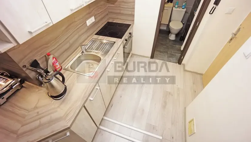 Prodej bytu 2+kk, Neratovice, 30 m2