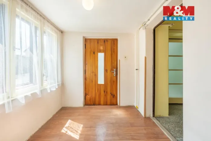 Prodej rodinného domu, Jeneč, Nouzov, 214 m2
