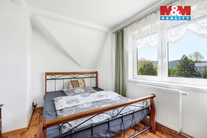 Prodej rodinného domu, Nové Město pod Smrkem - Hajniště, 266 m2