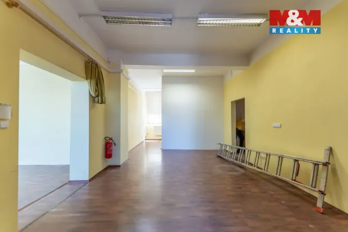 Pronájem obchodního prostoru, Praha - Horní Počernice, Náchodská, 121 m2
