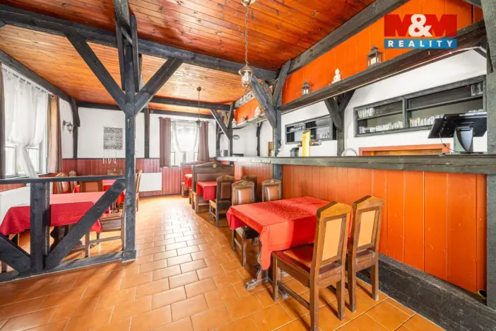 Prodej komerční nemovitosti, Nová Role - Mezirolí, 795 m2