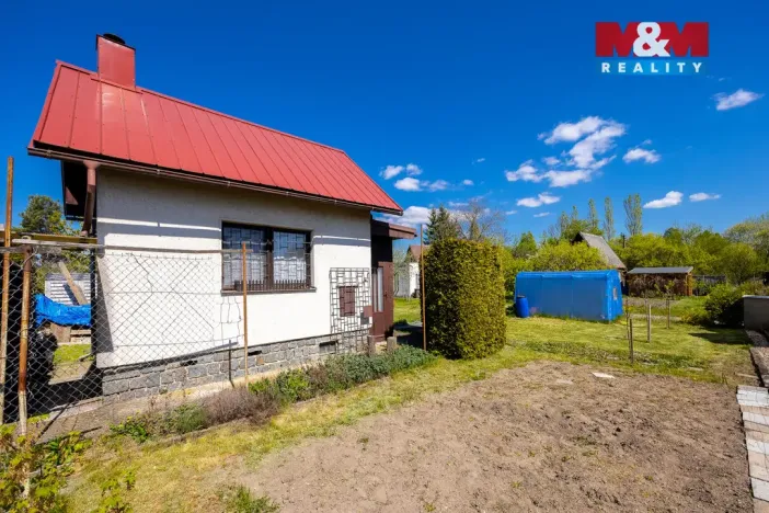Prodej chaty, Hradec Králové - Slatina, 385 m2