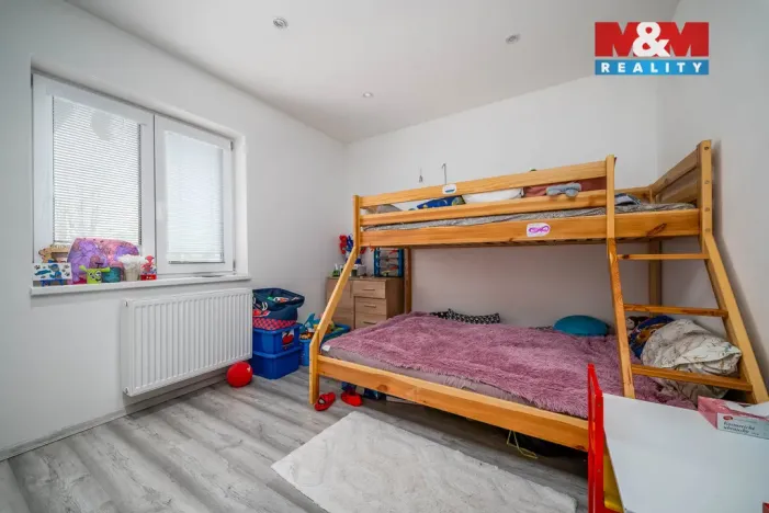 Prodej činžovního domu, Mařenice, 1190 m2