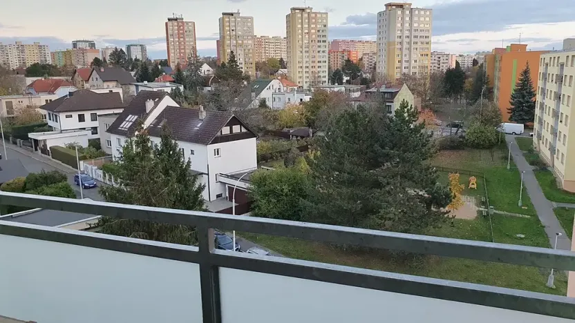 Pronájem bytu 2+1, Praha - Kamýk, Zvolská, 60 m2