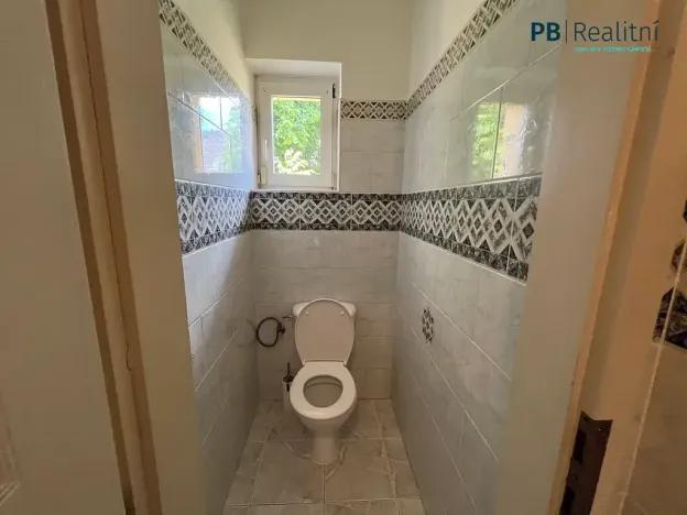 Prodej rodinného domu, Roztoky, 522 m2