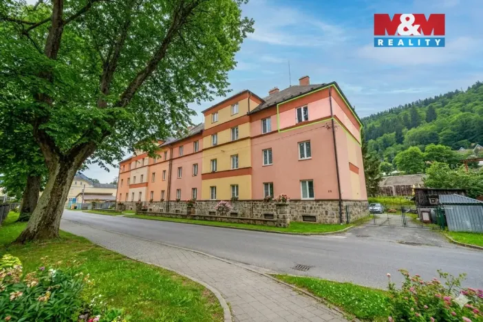 Prodej bytu 2+1, Hanušovice, Školní, 60 m2