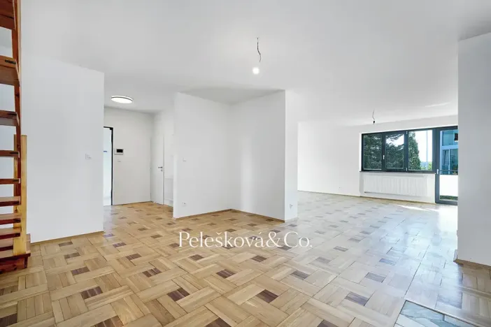Pronájem rodinného domu, Praha - Braník, V malých domech I, 300 m2
