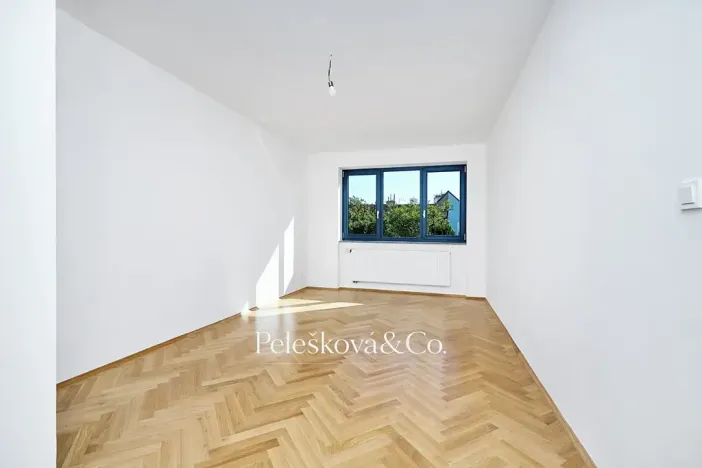 Pronájem rodinného domu, Praha - Braník, V malých domech I, 300 m2