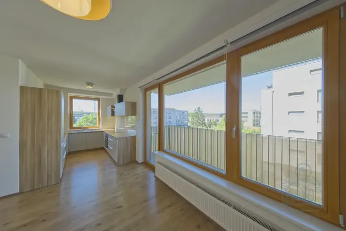 Prodej bytu 3+kk, Praha - Vysočany, Modrého, 77 m2