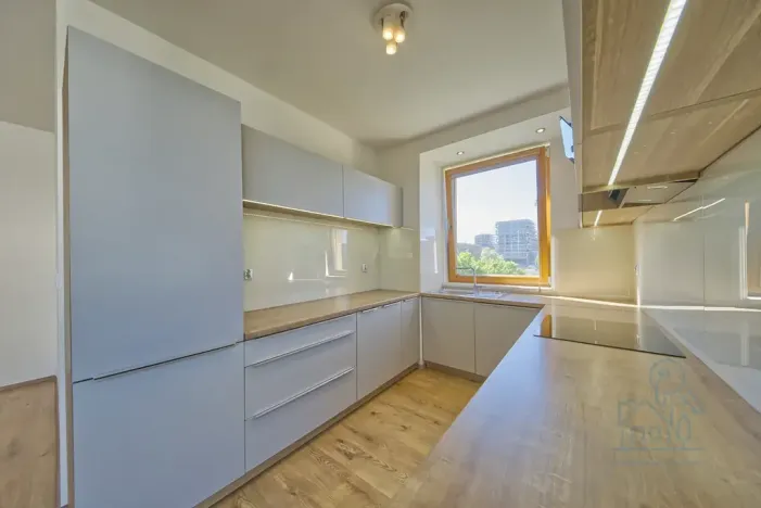Prodej bytu 3+kk, Praha - Vysočany, Modrého, 77 m2