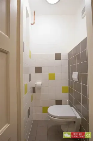 Prodej bytu 2+kk, Praha, U Uranie, 40 m2