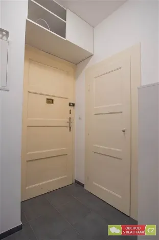 Prodej bytu 2+kk, Praha, U Uranie, 40 m2