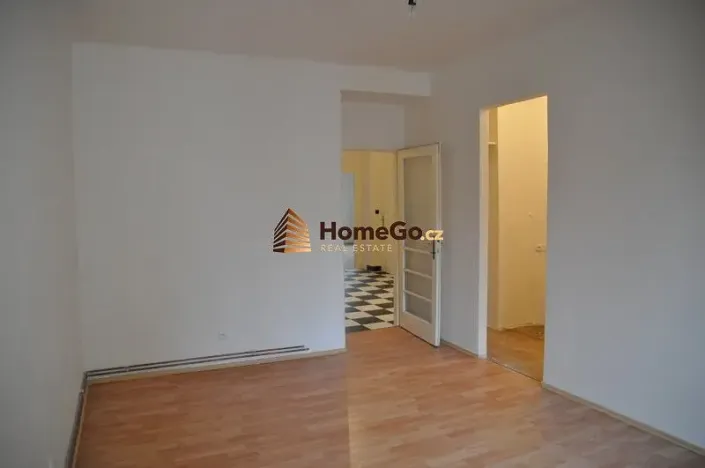 Pronájem bytu 3+1, Praha - Nusle, U gymnázia, 95 m2