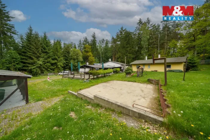 Pronájem komerční nemovitosti, Nová Role - Mezirolí, 795 m2