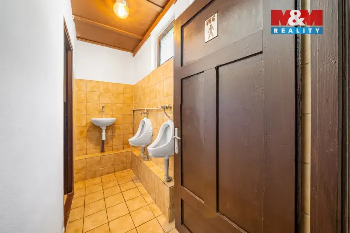 Pronájem komerční nemovitosti, Nová Role - Mezirolí, 795 m2