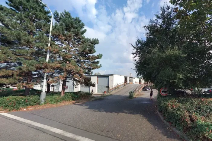 Pronájem garáže, Praha - Kyje, Manželů Dostálových, 19 m2