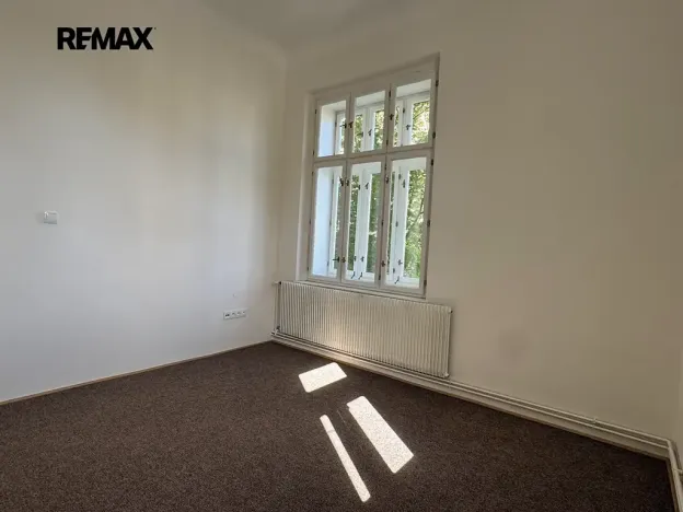 Pronájem kanceláře, Kladno, Kleinerova, 14 m2
