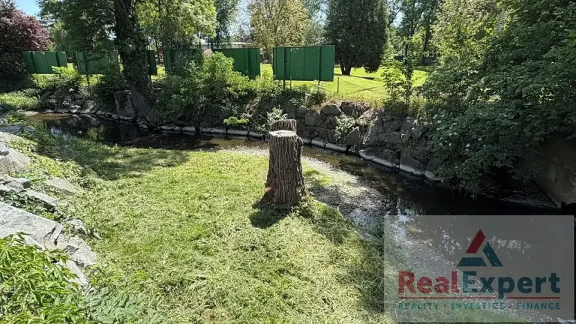 Prodej rodinného domu, Praha - Záběhlice, K prádelně, 950 m2