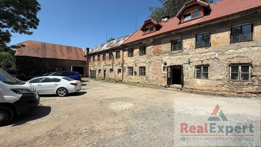 Prodej zemědělské usedlosti, Praha - Záběhlice, K prádelně, 950 m2