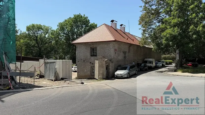 Prodej zemědělské usedlosti, Praha - Záběhlice, K prádelně, 950 m2