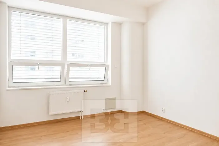 Pronájem bytu 1+kk, Brno, 28 m2