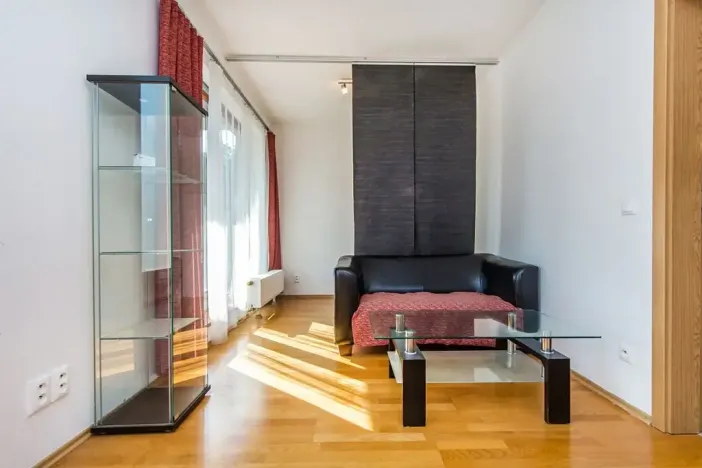 Prodej bytu 2+kk, Praha - Holešovice, Varhulíkové, 53 m2
