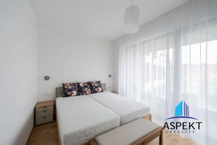 Pronájem bytu 2+kk, Praha - Bubeneč, Vítězné náměstí, 62 m2