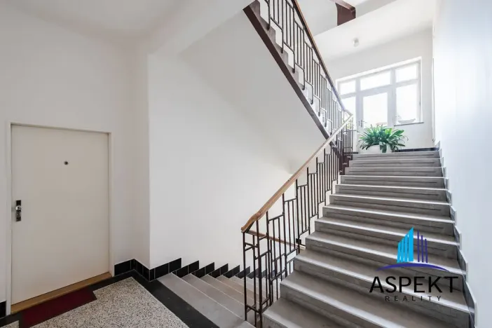 Pronájem bytu 2+kk, Praha - Bubeneč, Jugoslávských partyzánů, 64 m2