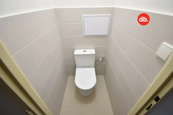 Prodej bytu 3+1, Karlovy Vary, Sokolovská, 71 m2