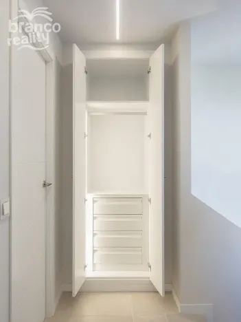 Prodej bytu 3+kk, Denia, Alicante, Španělsko, 80 m2