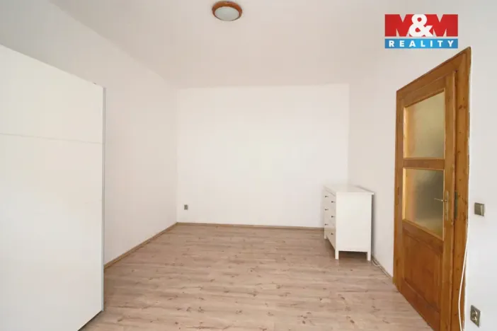 Pronájem bytu 2+kk, Hradec Králové, Průmyslová, 54 m2