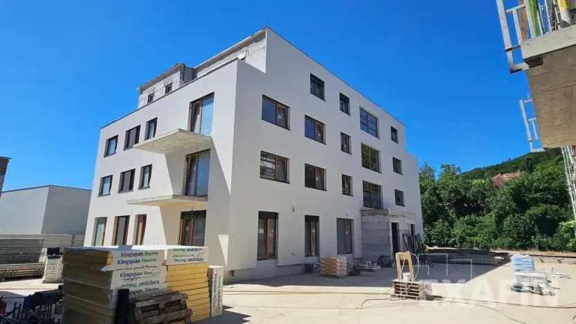 Prodej bytu 3+kk, Praha - Radotín, náměstí Osvoboditelů, 71 m2
