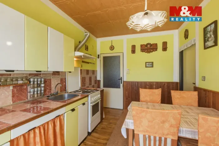 Prodej rodinného domu, Chlumčany - Vlčí, 176 m2