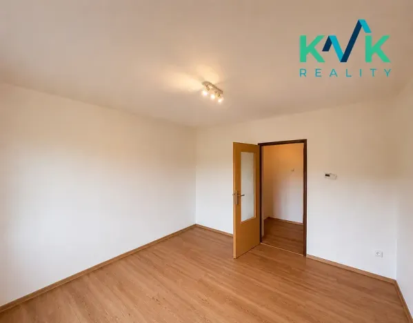 Pronájem bytu 3+1, Karlovy Vary, Dalovická, 64 m2