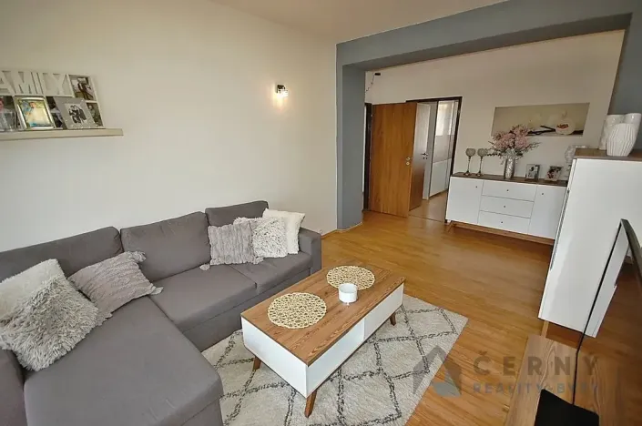 Pronájem bytu 2+1, Liberec, Slovenského národního povstání, 53 m2