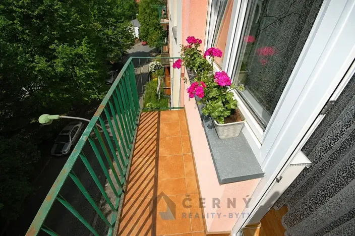 Pronájem bytu 2+1, Liberec, Slovenského národního povstání, 53 m2