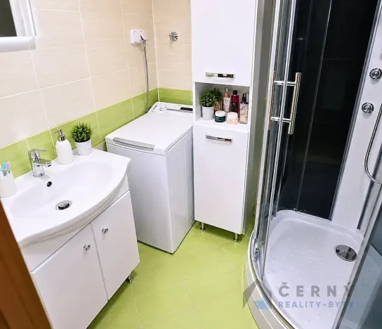 Pronájem bytu 2+1, Liberec, Slovenského národního povstání, 53 m2