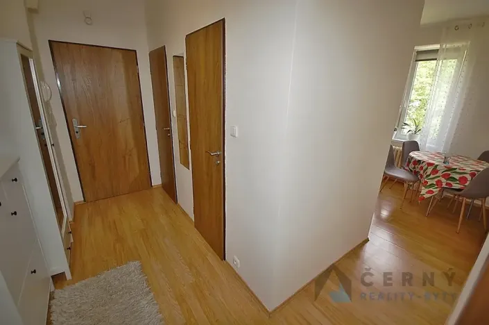 Pronájem bytu 2+1, Liberec, Slovenského národního povstání, 53 m2