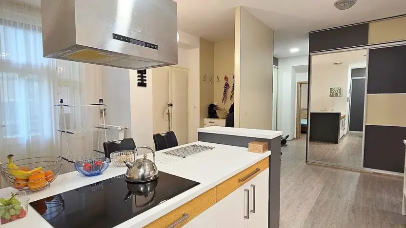 Pronájem bytu 4+kk, Praha - Bubeneč, Národní obrany, 156 m2