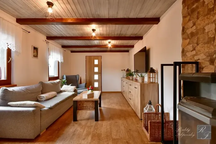 Prodej rodinného domu, Dolní Zálezly, Meruňková, 80 m2