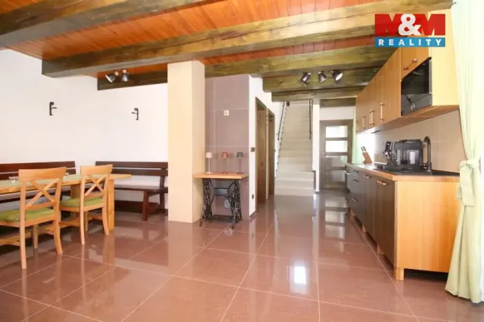 Pronájem rodinného domu, Náchod - Jizbice, 149 m2