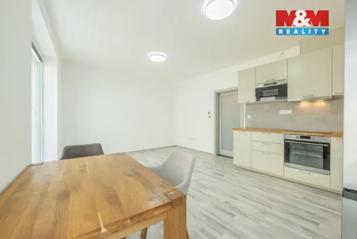Prodej bytu 2+kk, Kladno, Průchodní, 48 m2