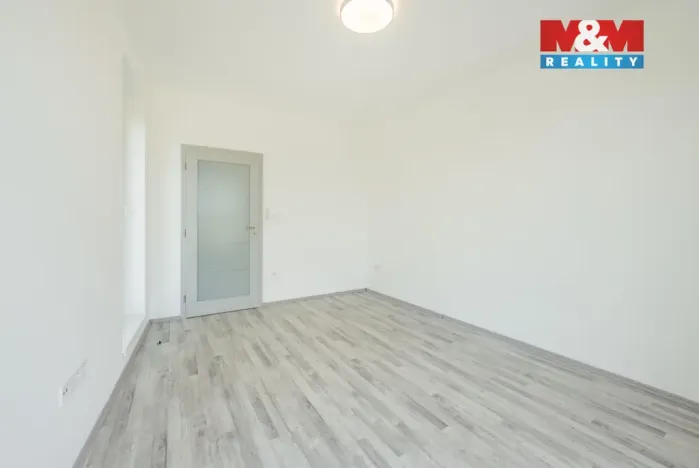 Prodej bytu 2+kk, Kladno, Průchodní, 48 m2