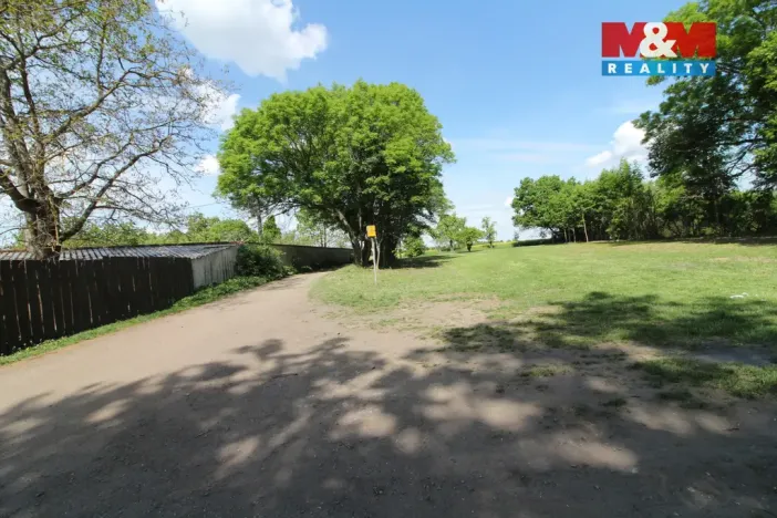 Pronájem zahrady, Přezletice, 300 m2