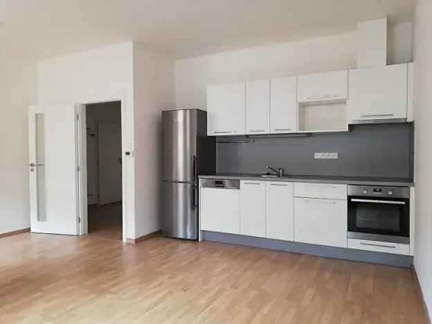 Pronájem bytu 2+1, Praha - Žižkov, Roháčova, 80 m2