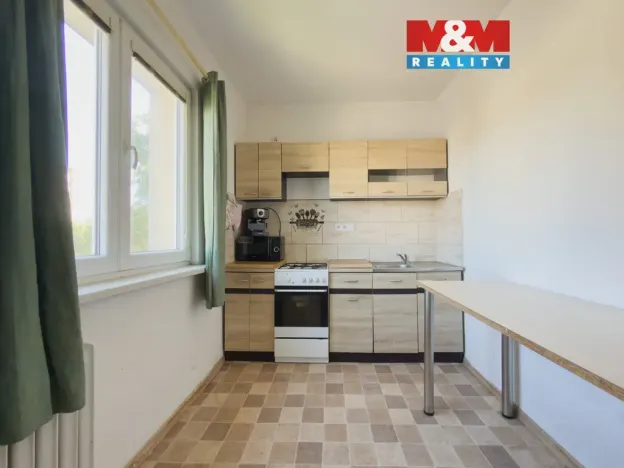 Prodej bytu 2+1, Karviná - Mizerov, tř. Těreškovové, 61 m2