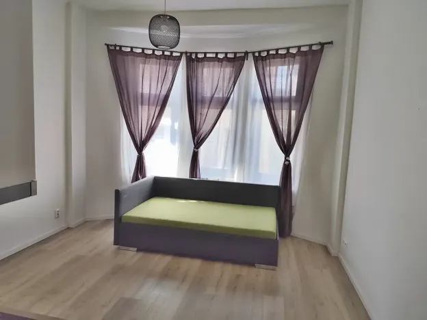 Pronájem bytu 1+kk, Jablonec nad Nisou, Smetanova, 25 m2