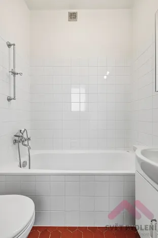 Pronájem bytu 2+1, Praha - Holešovice, U smaltovny, 74 m2