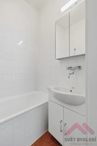 Pronájem bytu 2+1, Praha - Holešovice, U smaltovny, 74 m2