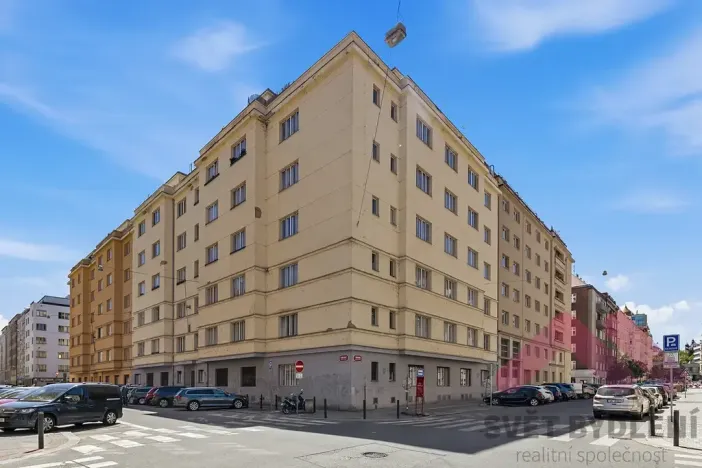 Pronájem bytu 2+1, Praha - Holešovice, U smaltovny, 74 m2